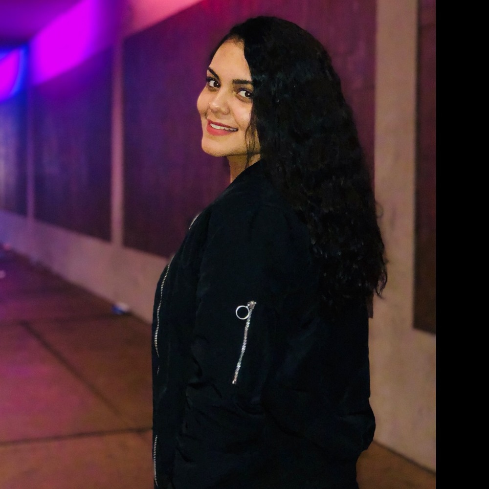 Meet your Posher, Laura